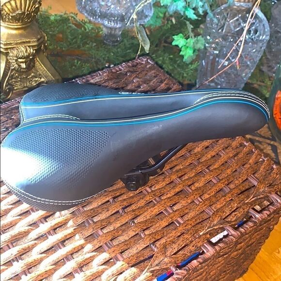 Gel Max Seat Pad  - Picture 1 of 8